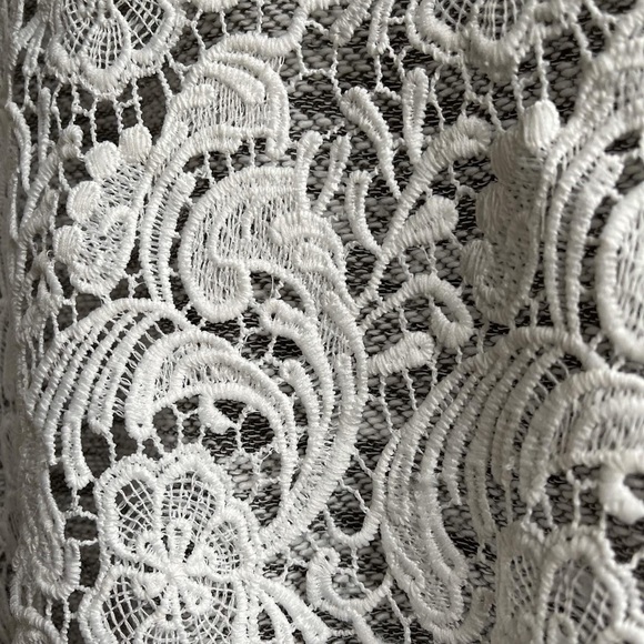 Lace front 3/4 sleeve top - Picture 6 of 10